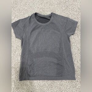 Old Navy Women's workout Top